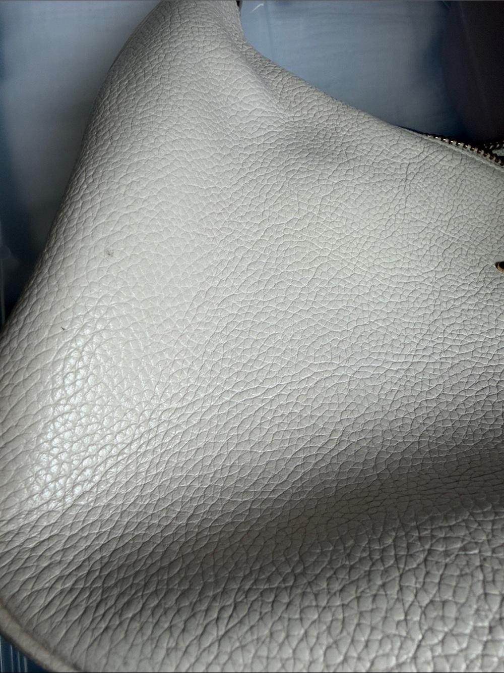 Coach Pebbled Leather Hobo in Light Cream with Gold Hardware - Picture 5 of 6